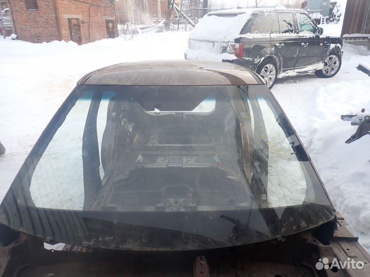 Лобовое стекло SsangYong Tivoli