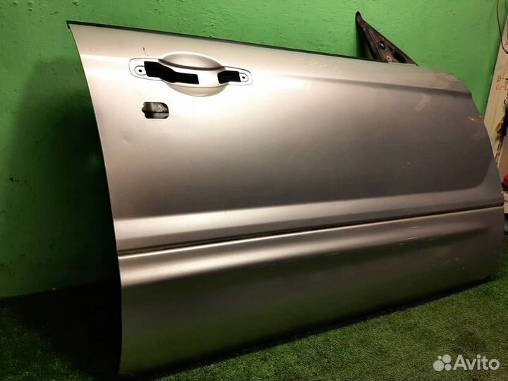 Дверь передняя правая Subaru Forester SG/S11 2003