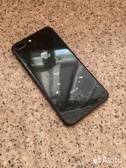 iPhone 8 Plus, 64 ГБ