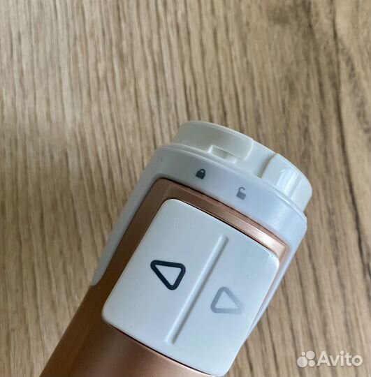 Фен-щетка Rowenta Brush