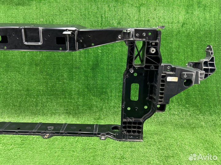 Передняя панель (телевизор) передняя Kia Stinger