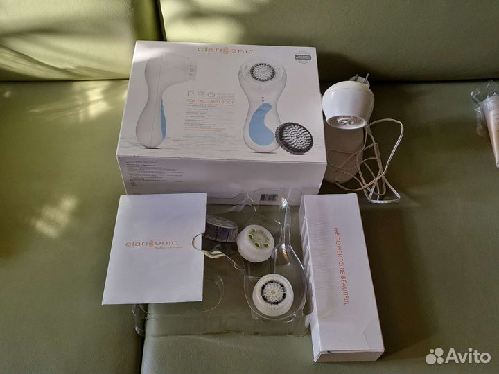 Массажер лица Clarisonic