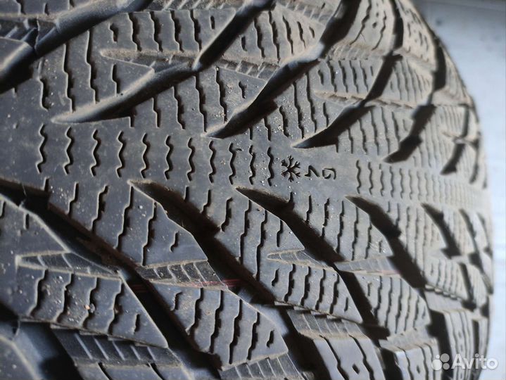 Nokian Tyres Hakkapeliitta R3 SUV 245/70 R16 111R