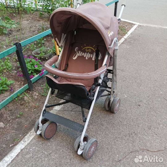 Прогулочная коляска