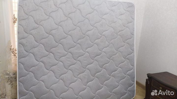 Матрас 180х200