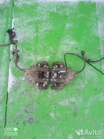 Задние тормозные суппорт mercedes ML 164