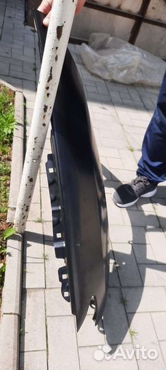 Крыло левое переднее