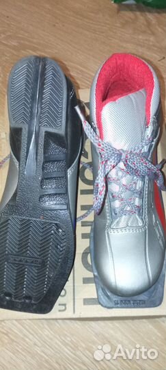 Лыжные ботинки