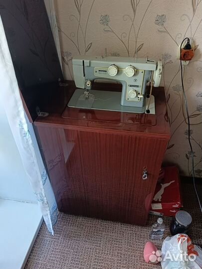 Машинка подольск 142 в рабочем состоянии