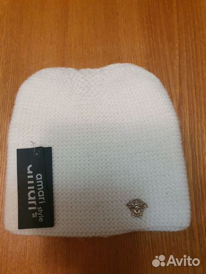 Шапка для девочки новая