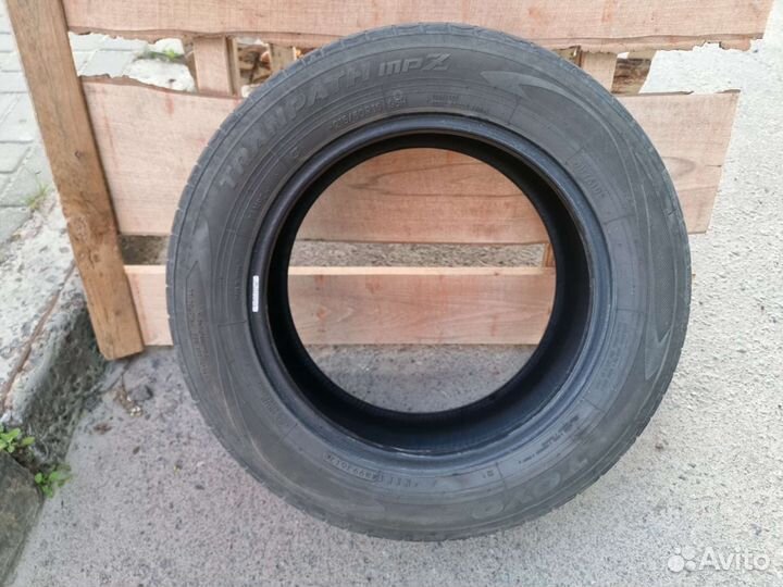 Toyo Tranpath MPZ 215/60 R16 95H