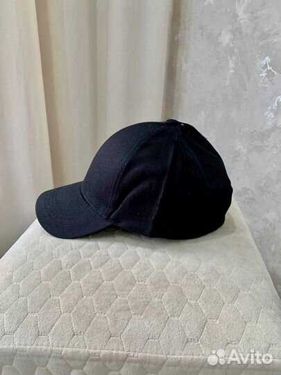 Кепка унисекс черная