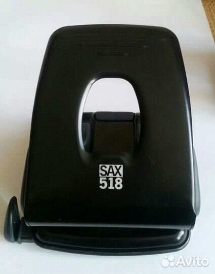 Дырокол Sax 518 черный до 40 листов