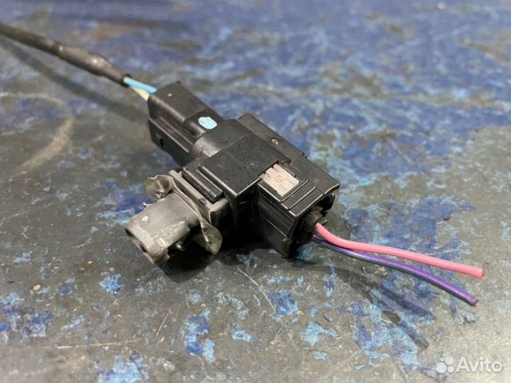 Датчик ABS передний правый Mazda 6 GJ