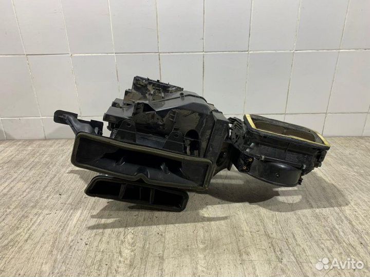 Корпус отопителя Volkswagen Polo sedan 2011