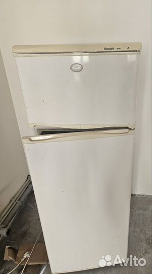 Холодильник snaige