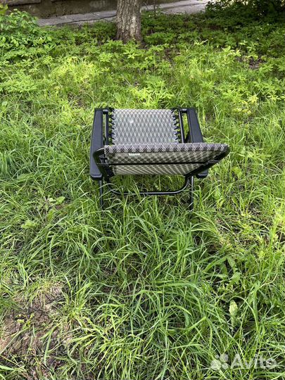 Кресло шезлонг складное