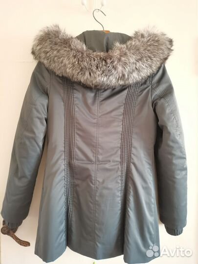 Куртка зимняя женскаяс мехом чернобурки