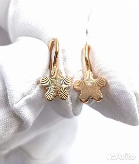 Золотые серьги