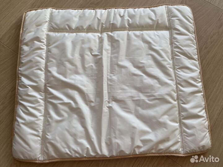 Матрасик на пеленальный столик