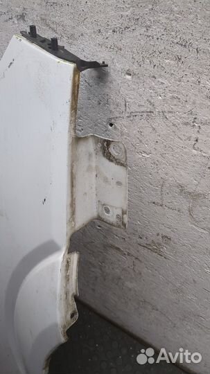 Крыло Mercedes Sprinter, 2010