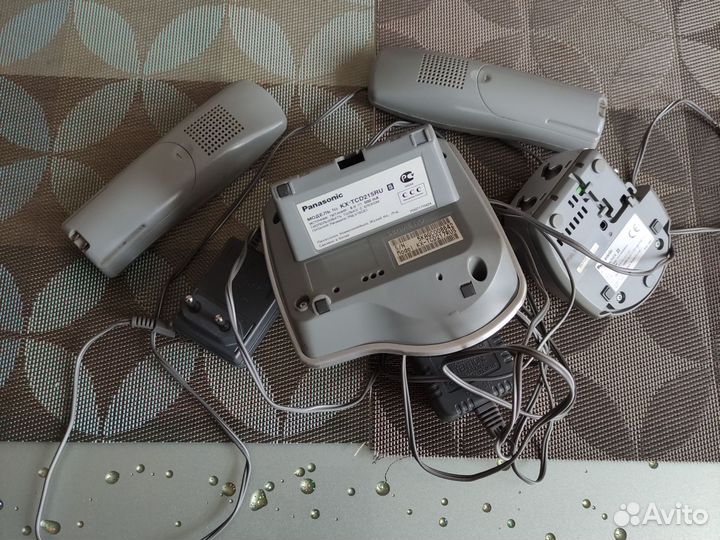 Радиотелефон panasonic с аон, 2 трубки. Комплект