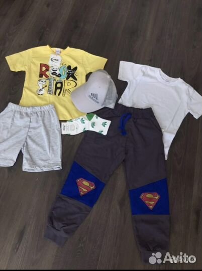 Пакет новой одежды для мальчика 104-110