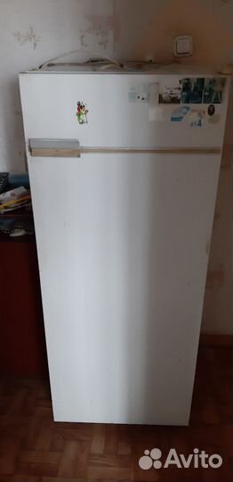 Продам холодильник рабочий