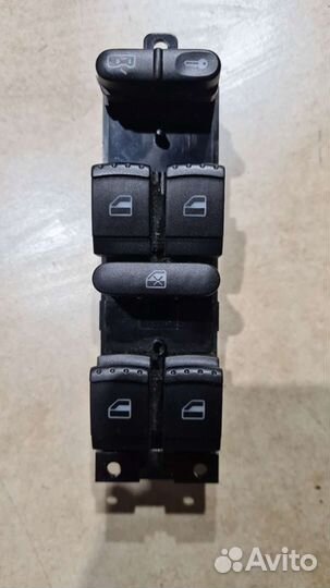 Блок управления стеклоподъемниками Пассат Б-5