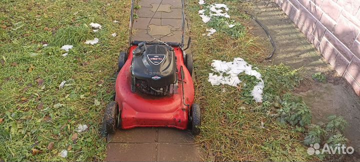 Газонокосилка бензиновая самоходная