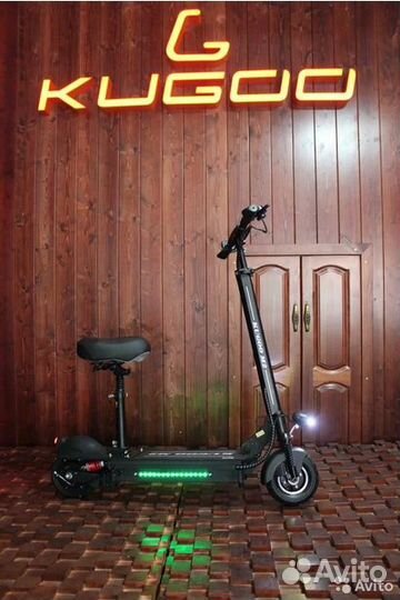 Электросамокат с сиденьем