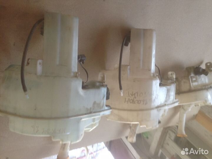 Бачок омывателя Мазда 3