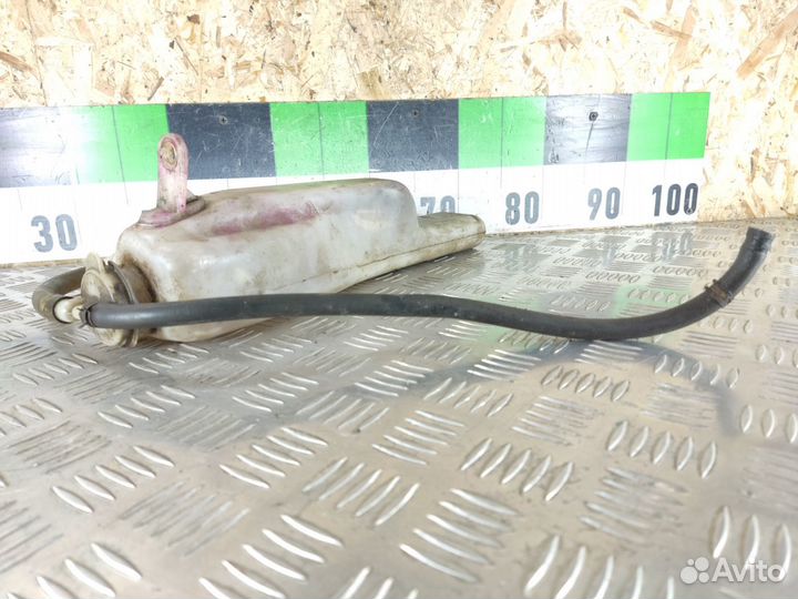 Бачок расширительный Mitsubishi Carisma 2000 2003