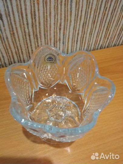 Посуда хрусталь ваза,конфеница новая