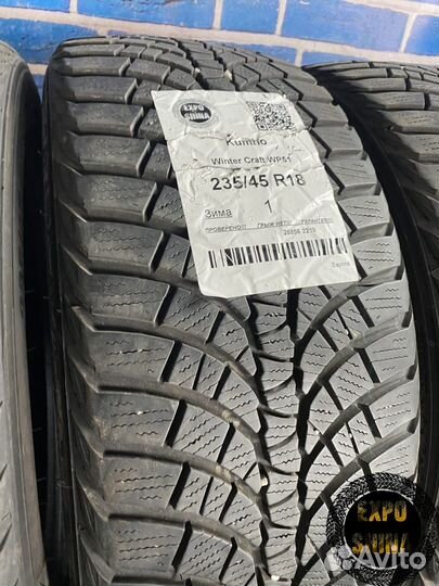 Kumho WinterCraft WP71 235/45 R18 98V
