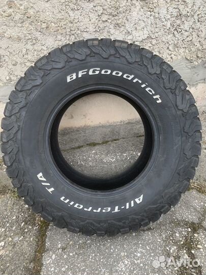 Bfgoodrich All-Terrain T/A KO2 285/70 R17