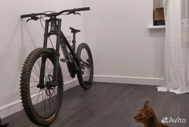 Commencal Supreme V4.2, 27.5