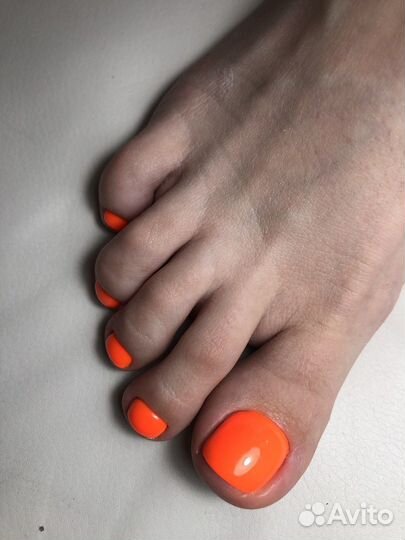 Маникюр и педикюр