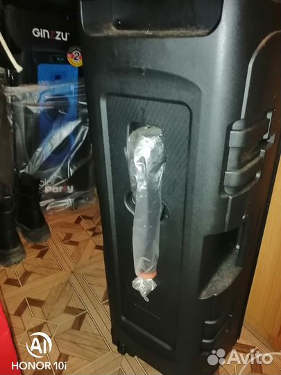 Блютуз колонка