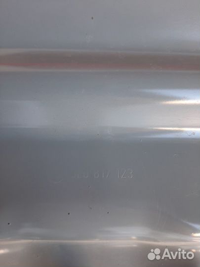 Skoda Усилитель крыши 5L0817123A VAG