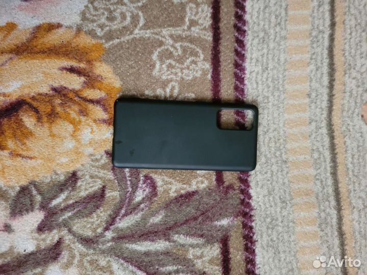 Продам чехол на самсунг s20fe