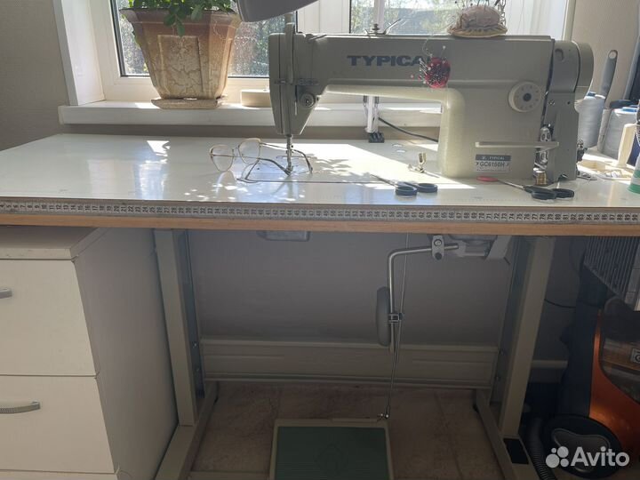 Промышленная швейная машина typical