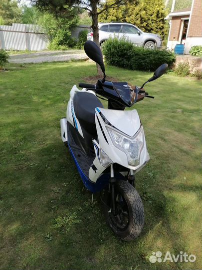 Скутер Regulmoto Eagle50 колеса r12