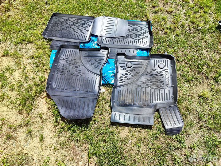 Ковры резиновые в салон Лада Веста