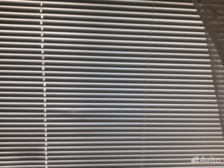 Жалюзи горизонтальные