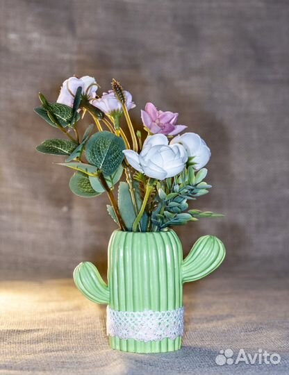 Ваза декоративная кактус с цветами, карандашница