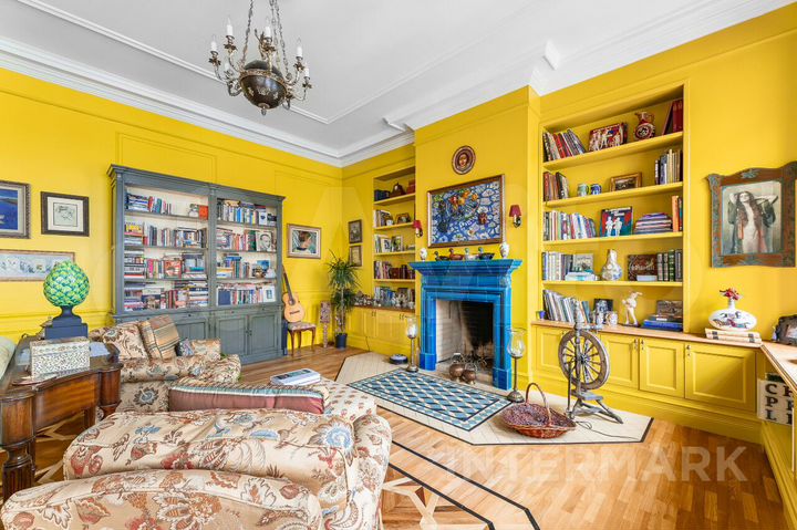 5-к. квартира, 330 м², 4/5 эт.