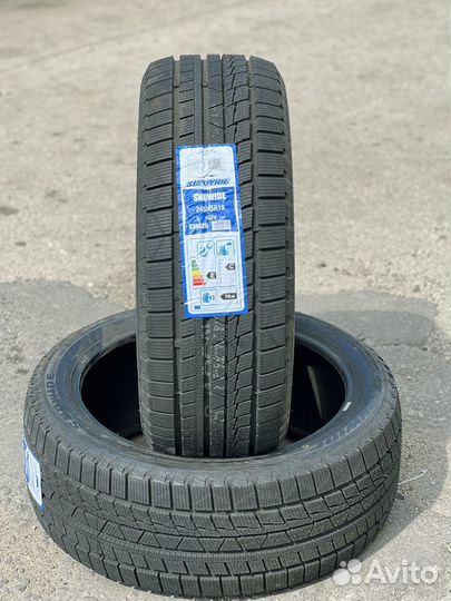 Sunwide Snowide 235/45 R17 97H