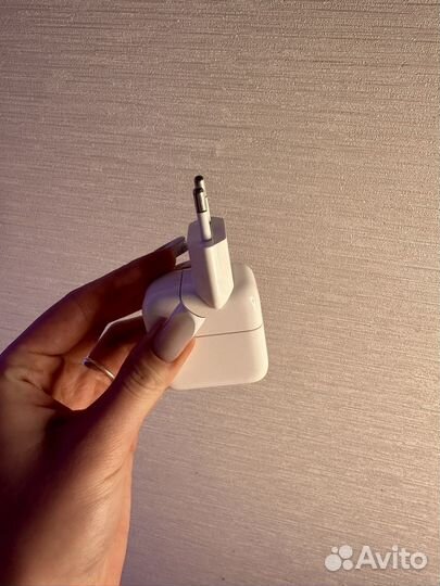 Apple Блок питания 12v