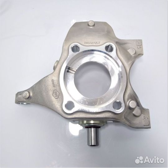 Поворотный кулак Renault Clio 3 RS